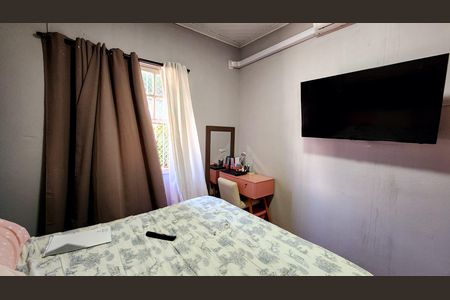 Casa à venda com 280m², 3 quartos e 2 vagas Casa à venda com 280m², 3 quartos e 2 vagasQuarto 3