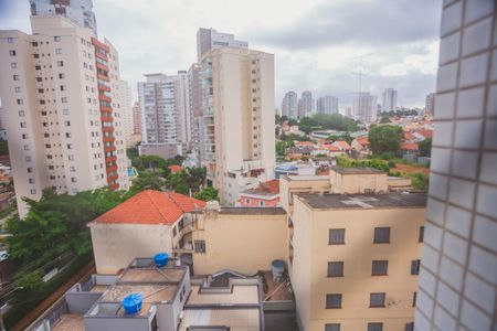 Apartamento à venda com 146m², 3 quartos e 2 vagas Apartamento à venda com 146m², 3 quartos e 2 vagasVista Quarto de Serviço