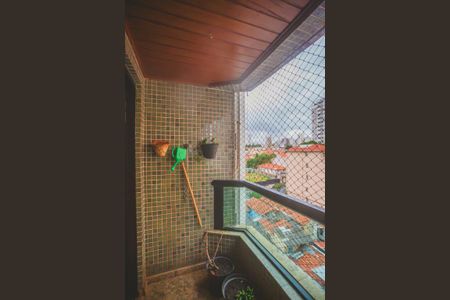 Apartamento à venda com 146m², 3 quartos e 2 vagas Apartamento à venda com 146m², 3 quartos e 2 vagasVaranda