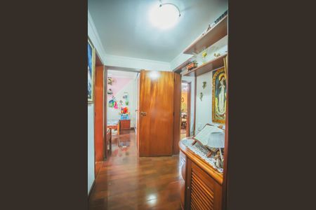 Apartamento à venda com 146m², 3 quartos e 2 vagas Apartamento à venda com 146m², 3 quartos e 2 vagasCorredor - Quartos