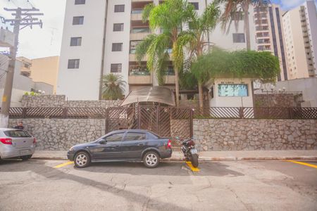 Apartamento à venda com 146m², 3 quartos e 2 vagas Apartamento à venda com 146m², 3 quartos e 2 vagasFachada