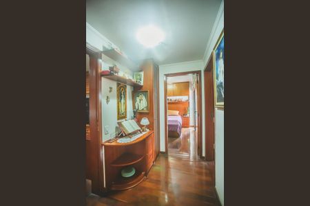 Apartamento à venda com 146m², 3 quartos e 2 vagas Apartamento à venda com 146m², 3 quartos e 2 vagasCorredor - Quartos