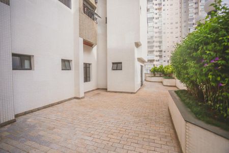 Apartamento à venda com 146m², 3 quartos e 2 vagas Apartamento à venda com 146m², 3 quartos e 2 vagasÁrea comum