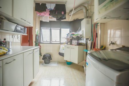 Apartamento à venda com 146m², 3 quartos e 2 vagas Apartamento à venda com 146m², 3 quartos e 2 vagasÁrea de Serviço