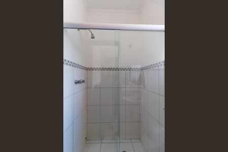 Casa à venda com 194m², 4 quartos e 2 vagas Casa à venda com 194m², 4 quartos e 2 vagasBanheiro da Suíte 3