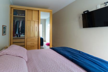 Casa à venda com 194m², 4 quartos e 2 vagas Casa à venda com 194m², 4 quartos e 2 vagasSuite 2