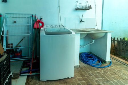 Casa à venda com 194m², 4 quartos e 2 vagas Casa à venda com 194m², 4 quartos e 2 vagasÁrea de Serviço