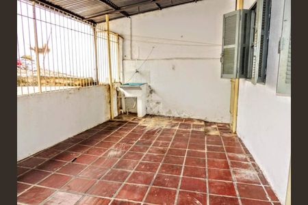 Casa à venda com 125m², 2 quartos e 1 vaga