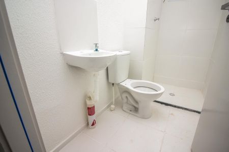 Apartamento à venda com 41m², 2 quartos e 1 vaga Apartamento à venda com 41m², 2 quartos e 1 vagaBanheiro