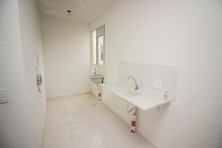 Apartamento à venda com 41m², 2 quartos e 1 vaga Apartamento à venda com 41m², 2 quartos e 1 vagaCozinha e Área de Serviço