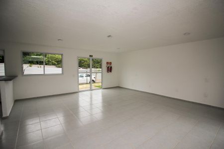 Apartamento à venda com 41m², 2 quartos e 1 vaga Apartamento à venda com 41m², 2 quartos e 1 vagaÁrea comum - Salão de festas