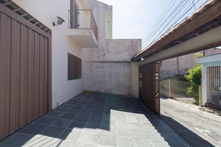 Casa à venda com 227m², 4 quartos e 4 vagas Casa à venda com 227m², 4 quartos e 4 vagasGaragem