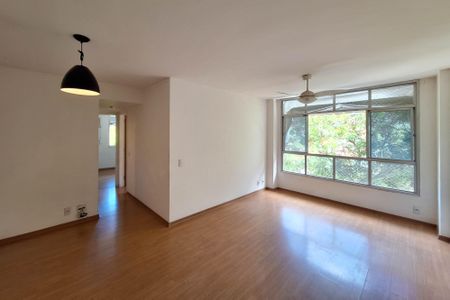 Apartamento para alugar com 80m², 2 quartos e 1 vaga Apartamento para alugar com 80m², 2 quartos e 1 vagaSala