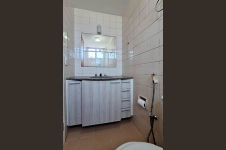 Apartamento para alugar com 80m², 2 quartos e 1 vaga Apartamento para alugar com 80m², 2 quartos e 1 vagaBanheiro da Suíte