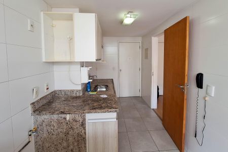 Apartamento para alugar com 80m², 2 quartos e 1 vaga Apartamento para alugar com 80m², 2 quartos e 1 vagaCozinha