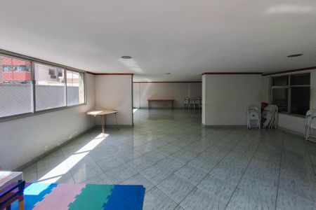 Apartamento para alugar com 80m², 2 quartos e 1 vaga Apartamento para alugar com 80m², 2 quartos e 1 vagaÁrea comum