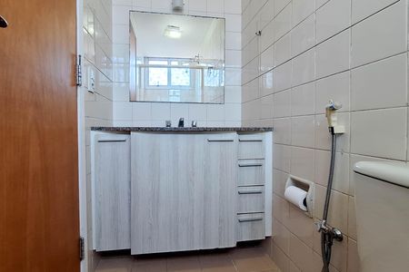 Apartamento para alugar com 80m², 2 quartos e 1 vaga Apartamento para alugar com 80m², 2 quartos e 1 vagaBanheiro da Suíte