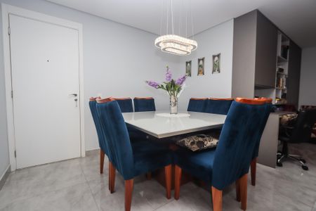 Apartamento à venda com 73m², 2 quartos e 1 vaga Apartamento à venda com 73m², 2 quartos e 1 vagaSala