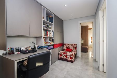 Apartamento à venda com 73m², 2 quartos e 1 vaga Apartamento à venda com 73m², 2 quartos e 1 vagaEscritório