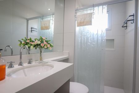 Apartamento à venda com 73m², 2 quartos e 1 vaga Apartamento à venda com 73m², 2 quartos e 1 vagaBanheiro Social