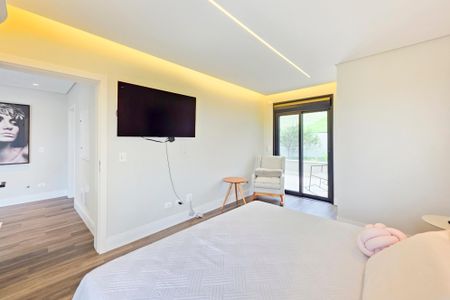 Casa para alugar com 422m², 4 quartos e 3 vagas Casa para alugar com 422m², 4 quartos e 3 vagasSuíte 2