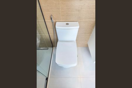 Casa para alugar com 422m², 4 quartos e 3 vagas Casa para alugar com 422m², 4 quartos e 3 vagasBanheiro da Suíte 2