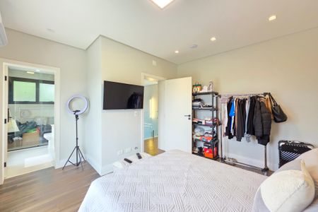 Casa para alugar com 422m², 4 quartos e 3 vagas Casa para alugar com 422m², 4 quartos e 3 vagasSuíte 2