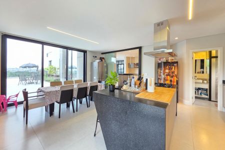 Casa para alugar com 422m², 4 quartos e 3 vagas Casa para alugar com 422m², 4 quartos e 3 vagasCozinha / Área Gourmet