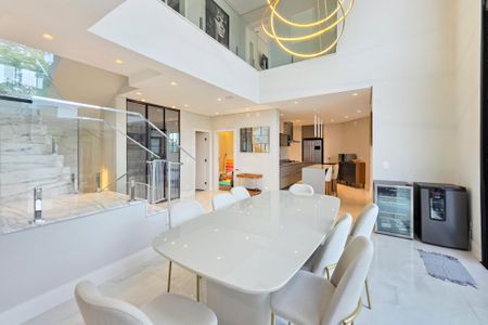 Casa para alugar com 422m², 4 quartos e 3 vagas Casa para alugar com 422m², 4 quartos e 3 vagasSala