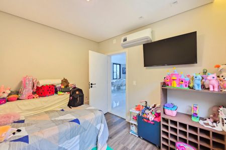 Casa para alugar com 422m², 4 quartos e 3 vagas Casa para alugar com 422m², 4 quartos e 3 vagasQuarto