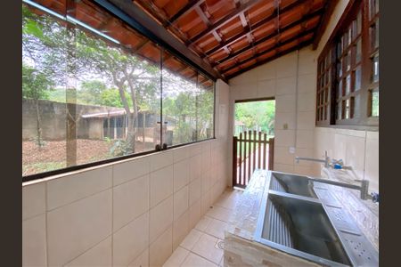 Casa à venda com 4500m², 5 quartos e 4 vagas Casa à venda com 4500m², 5 quartos e 4 vagasÁrea de Serviço