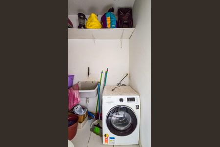 Apartamento à venda com 80m², 2 quartos e 1 vaga Apartamento à venda com 80m², 2 quartos e 1 vagaÁrea de Serviço