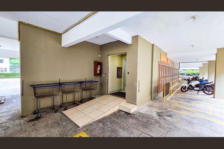 Apartamento à venda com 80m², 2 quartos e 1 vaga Apartamento à venda com 80m², 2 quartos e 1 vagaÁrea comum