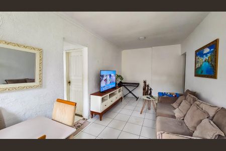 Apartamento à venda com 80m², 2 quartos e 1 vaga Apartamento à venda com 80m², 2 quartos e 1 vagaSala