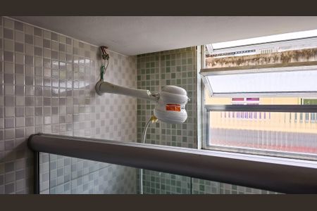 Apartamento à venda com 80m², 2 quartos e 1 vaga Apartamento à venda com 80m², 2 quartos e 1 vagaBanheiro Social