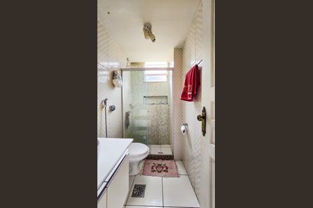 Apartamento à venda com 80m², 2 quartos e 1 vaga Apartamento à venda com 80m², 2 quartos e 1 vagaBanheiro Social