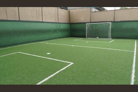 Apartamento para alugar com 49m², 2 quartos e 1 vaga Apartamento para alugar com 49m², 2 quartos e 1 vagaÁrea comum - Campo de Futebol