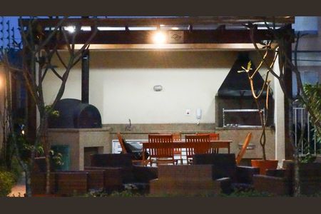 Apartamento para alugar com 49m², 2 quartos e 1 vaga Apartamento para alugar com 49m², 2 quartos e 1 vagaÁrea comum - Churrasqueira