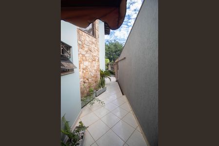 Casa à venda com 290m², 3 quartos e 6 vagas Casa à venda com 290m², 3 quartos e 6 vagasQuintal