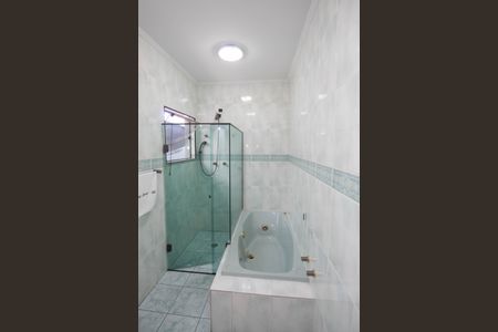 Casa à venda com 290m², 3 quartos e 6 vagas Casa à venda com 290m², 3 quartos e 6 vagasBanheiro da Suíte 3