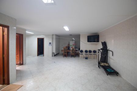 Casa à venda com 290m², 3 quartos e 6 vagas Casa à venda com 290m², 3 quartos e 6 vagasGaragem