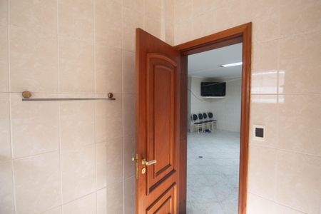 Casa à venda com 290m², 3 quartos e 6 vagas Casa à venda com 290m², 3 quartos e 6 vagasBanheiro 1