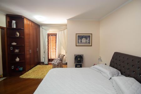 Casa à venda com 290m², 3 quartos e 6 vagas Casa à venda com 290m², 3 quartos e 6 vagasSuíte 3