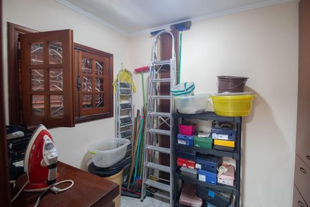 Casa à venda com 290m², 3 quartos e 6 vagas Casa à venda com 290m², 3 quartos e 6 vagasQuarto de Serviço