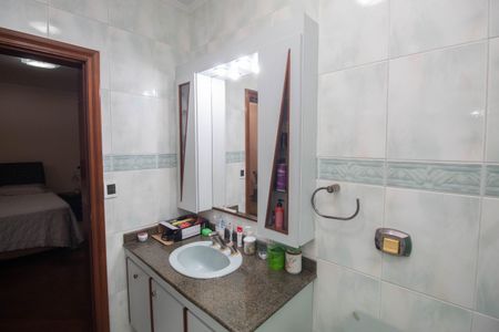 Casa à venda com 290m², 3 quartos e 6 vagas Casa à venda com 290m², 3 quartos e 6 vagasBanheiro da Suíte 3