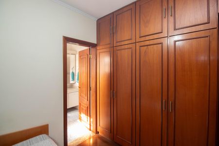 Casa à venda com 290m², 3 quartos e 6 vagas Casa à venda com 290m², 3 quartos e 6 vagasSuíte 2