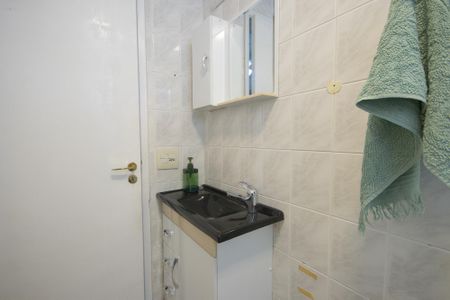 Apartamento à venda com 69m², 2 quartos e 2 vagas Apartamento à venda com 69m², 2 quartos e 2 vagasBanheiro da Suíte
