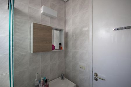 Apartamento à venda com 69m², 2 quartos e 2 vagas Apartamento à venda com 69m², 2 quartos e 2 vagasBanheiro Social