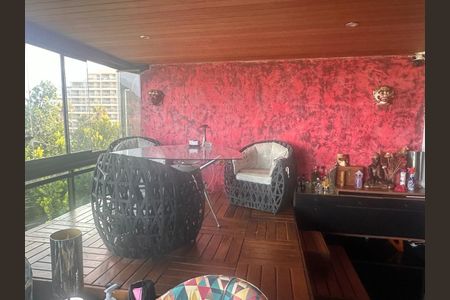 Apartamento à venda com 115m², 1 quarto e 2 vagas