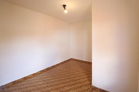 Quarto 1 de casa para alugar com 2 quartos, 60m² em Vila Sabrina, São Paulo